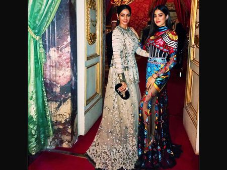 Like Sridevi, Will Jhanvi Kapoor Act In Tamil Movies? Here's What Her Mommy Has To Say!