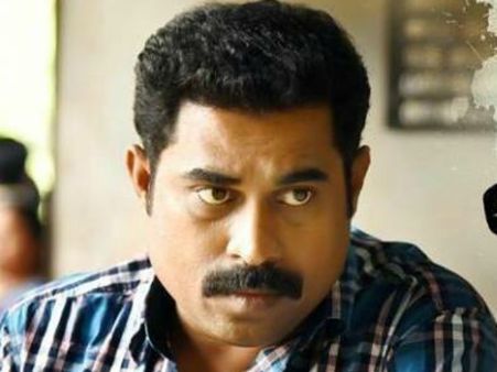 Before Thondimuthalum Driksakshiyum: 5 Best Performances Of Suraj Venjaramoodu, So Far!