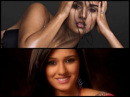 HOT! Disha Patani Shares Her BIKINI Picture & Her Transformation From Being Sweet To Sultry Is Fab!