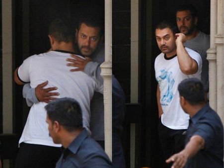 Salman Khan Is Taking Health Tips From Aamir Khan To Shed Weight In a Jiffy?