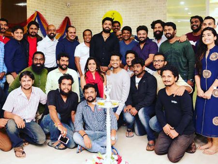 Power Star Puneeth Rajkumar Inaugurates Rakshit Shetty's New Office, Paramvah Studios!