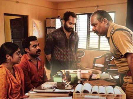 Thondimuthalum Driksakshiyum Box Office: 16 Days Kerala Collections