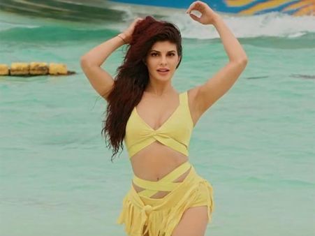 Jacqueline Fernandez: Pressure Was High To Play Karisma's Role In 'Judwaa 2'
