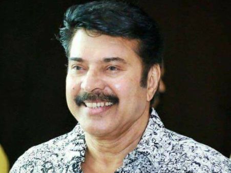 ONCE AGAIN! Mammootty Proves That He Is One Among Us!