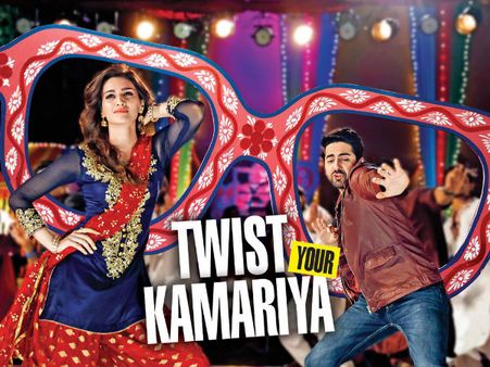 Kriti Sanon’s Desi Swag In The New Song ‘Twist Kamariya’ From Bareilly Ki Barfi Is Unmissable!