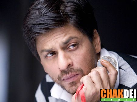 When Chak De India’s POOR OPENING At Box Office Left Shahrukh Khan All UPSET & He Left For London!