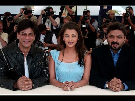 OH NO! Bhansali DITCHES Aishwarya Rai Bachchan For Shahrukh Khan; Inside Details Revealed