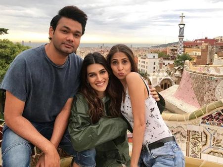 Kriti Sanon Goes On A Spanish Holiday & The Pictures Are Jaw-dropping!