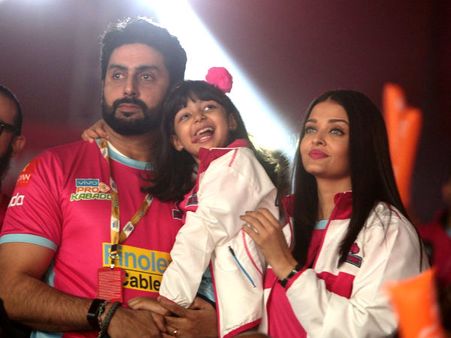 Is Aishwarya Rai Bachchan NOT Interested In Working With Abhishek Bachchan? Also See Her NEW Picture