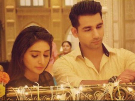Yeh Rishta Kya Kehlata Hai: Are Mohena Singh & Rishi Dev Aka KeeSh In Love For Real?
