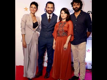 Aamir Khan Attends A Film Festival With His Secret Superstar Team!