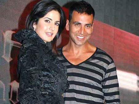 WHAT'S COOKING? Katrina Kaif Is Meeting Akshay Kumar Secretly These Days; Inside Details