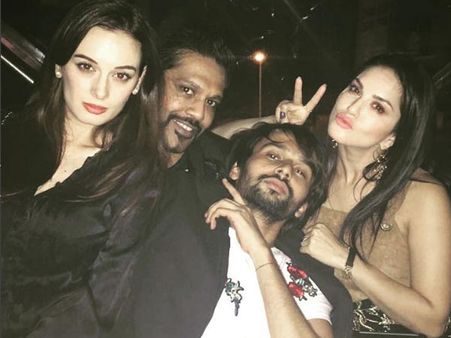 Sunny Leone & Evelyn Sharma Party Together! View Pics