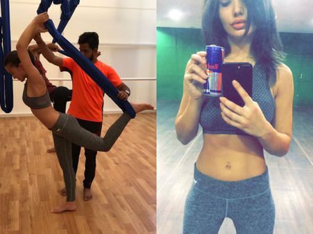 Amy Jackson Inspired By Michael Jackson For Robot Dance In Rajinikanth’s 2.0!