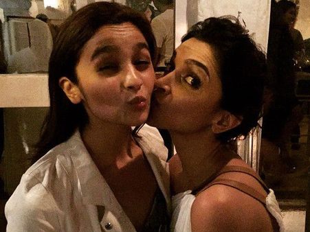 Alia Bhatt Talks About The Longevity Of Heroines In Bollywood! Must Read