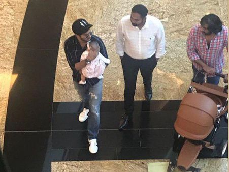 PHOTO: Dulquer Salmaan Spotted With Daughter Maryam!