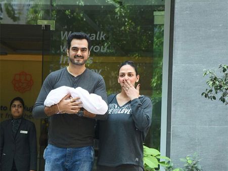 THE CHOSEN ONE! Meet Esha Deol And Bharat Takhtani's Baby Girl-Radhya Takhtani