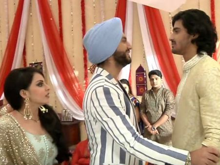 Ishqbaaz SPOILER: Ajay To Trouble Gauri; Omkara Comes To Her Rescue!