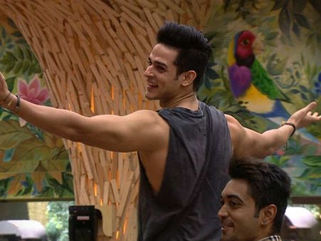 Bigg Boss 11: Here’s How Housemates React To Priyank Sharma’s Re-Entry . . .