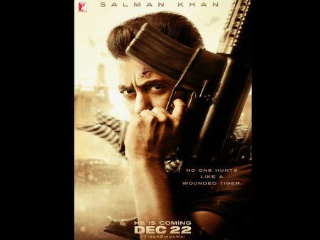 DIWALI DHAMAKA! Salman Khan Is Back As A Wounded Tiger In The First Teaser Poster Of Tiger Zinda Hai