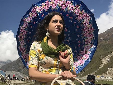 Such A Beauty! View Sara Ali Khan's First Look From Her Debut Film Kedarnath!