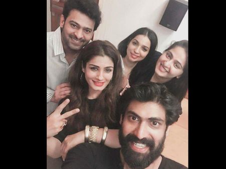 CAUGHT ON CAMERA! Prabhas & Anushka Shetty Party Together With Raveena Tandon, See Picture!