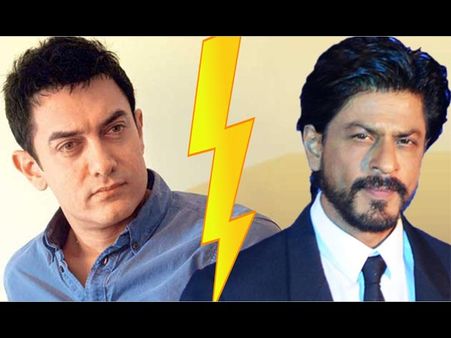 SHOCKING CONTROVERSY! When Aamir Khan Took A Dig At SRK & Wrote Shahrukh Is LICKING My Feet