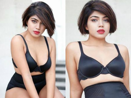 The Hot Navya Ramesh Takes Blogging To A Whole New Level In India!