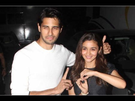 Has Sidharth Malhotra Patched-Up With Rumoured GF Alia Bhatt? The Actor Reveals The Truth!