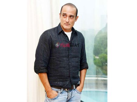 Not Easy To Handle Success And Failures Publicly: Akshaye Khanna