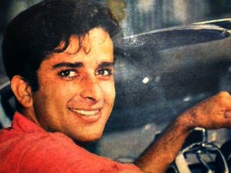 BBC Apologises Post Goofing Up On Shashi Kapoor's Death News!