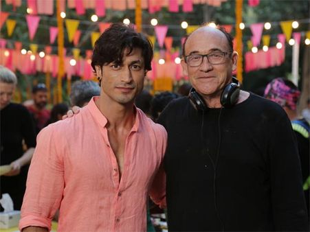 Vidyut Jammwal Celebrates His Birthday In Thailand With The 'Junglee' Crew! Pictures