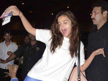 What The! Alia Bhatt, Varun Dhawan & Sidharth Malhotra Part Of Tiger Shroff's Student Of The Year 2?