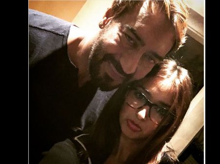 Ajay Devgn Doesn't Make You Feel He Is A Superstar, Says Ileana D'Cruz