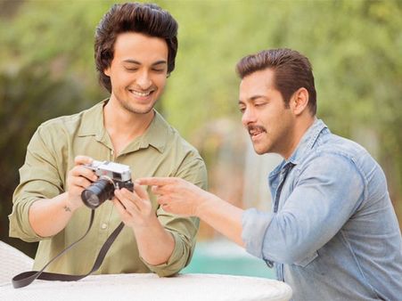 Confirmed! Salman Khan To Launch His Brother-In-Law Aayush Sharma In 'Loveratri'