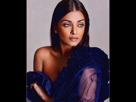 Heroines Must Be JEALOUS! Aishwarya Rai Bachchan SNATCHES An AWESOME Role From This Young Actress!