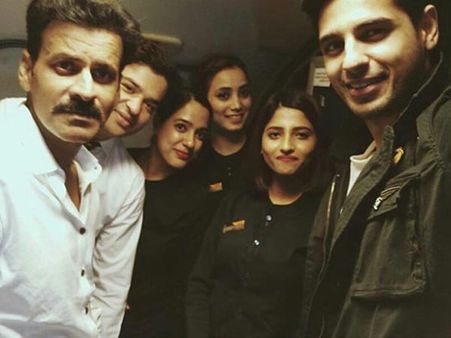 Sidharth Malhotra's Aiyaary Intrigues Army Jawans!