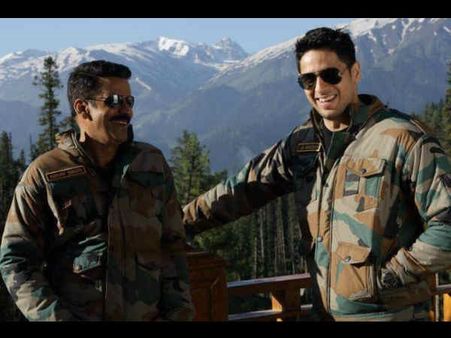 Move Over New Year Resolution, Take The Innovative Aiyaary Resolution