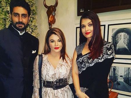 Ever Seen Aishwarya Rai Bachchan HANGING OUT With Drama Queen Rakhi Sawant? You've To See Their Pic!