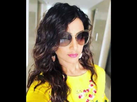 Bigg Boss 11’s Hina REVEALS Why She Missed Sabyasachi’s Party; Says Karan Patel Is A Sweetheart!