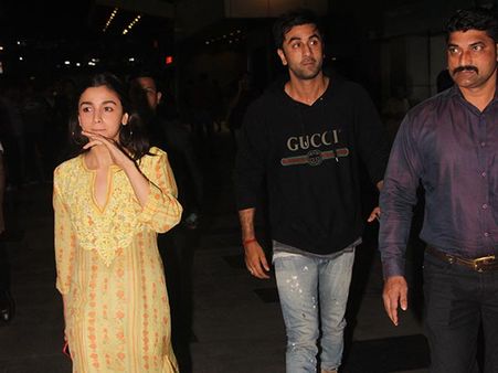 WHAT'S GOING ON? After DATING RUMOURS Ranbir Kapoor & Alia Bhatt Spotted Watching A Movie Together