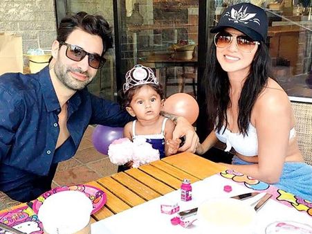 Here's What Sunny Leone Has To Say About Motherhood & How It Changed Her Life!