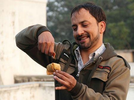 Pappi Ji Fame Deepak Dobriyal From Tanu Weds Manu Refused Big Banner Films Due To Their 'Arrogance'