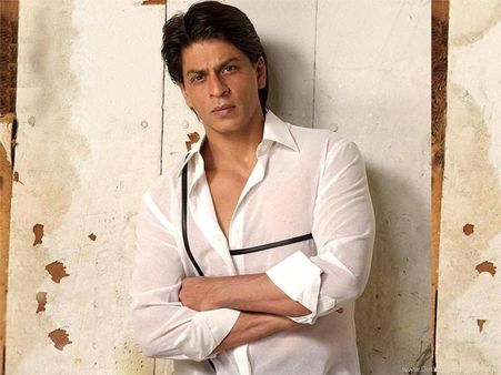 RESPECT! Forget S*xual Harassment; Nobody Dares To MISBEHAVE With Women On Shahrukh Khan's Film Sets
