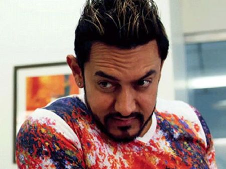 Aamir Khan To Host A Party For The Phenomenal Success Of Secret Superstar!