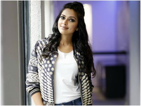 CONFIRMED! Amala Paul Roped In For Aadujeevitham!