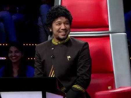 SHOCKING! Complaint Filed Against Singer Papon For Forcibly Kissing A Minor Girl On VOI!