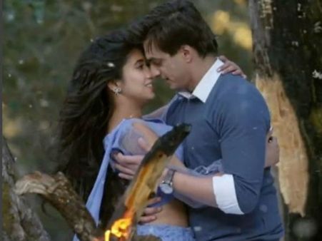 YRKKH SPOILER: Kartik & Naira To Recreate Salman-Kat’s Dil Diyan Gallan; New Entry To Bring Twists!