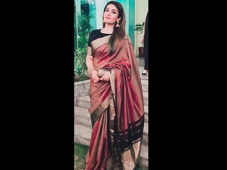 Raveena Tandon Gives Beauty Tips Inside Lingaraj Temple; Lands In Major Trouble!