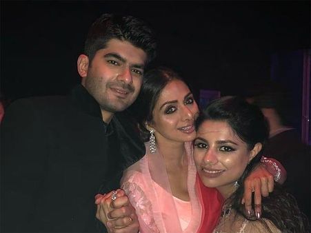 Sridevi's Throwback Picture From Mohit & Antara's Wedding Will Make You Miss Her Even More!
